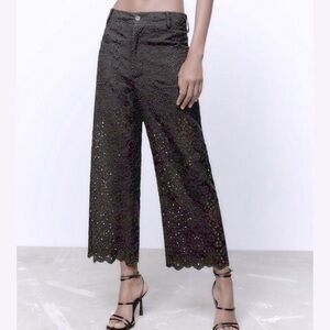 Zara Cropped Pants NWT